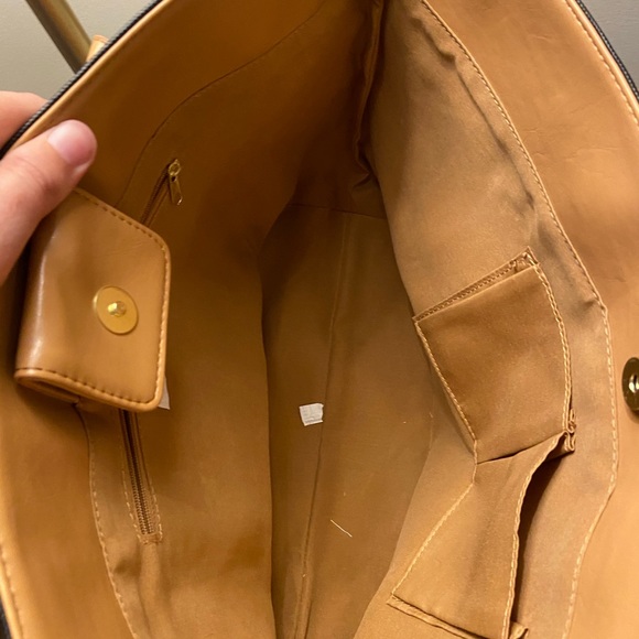 New without Tags Kenneth Cole Tote Bag/Purse - Picture 4 of 4